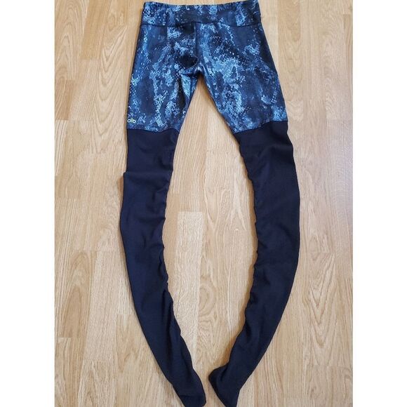 Alo Yoga Goddess Ribbed Legging size Small in Black Python - Picture 6 of 12